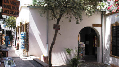 The TIC in Laiki Geitonia, the start of the conducted tours of South Nicosia