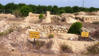 King Pithos' room at Tumb Tou Skuru