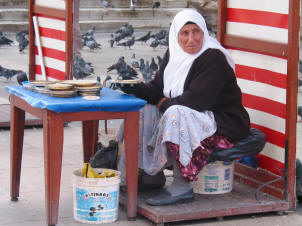 "Feed the Birds" at the Istanbul spice market