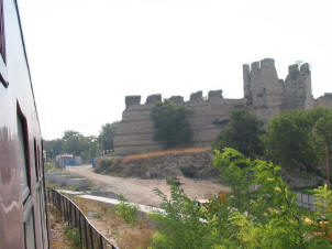 Entering Istanbul through the walls